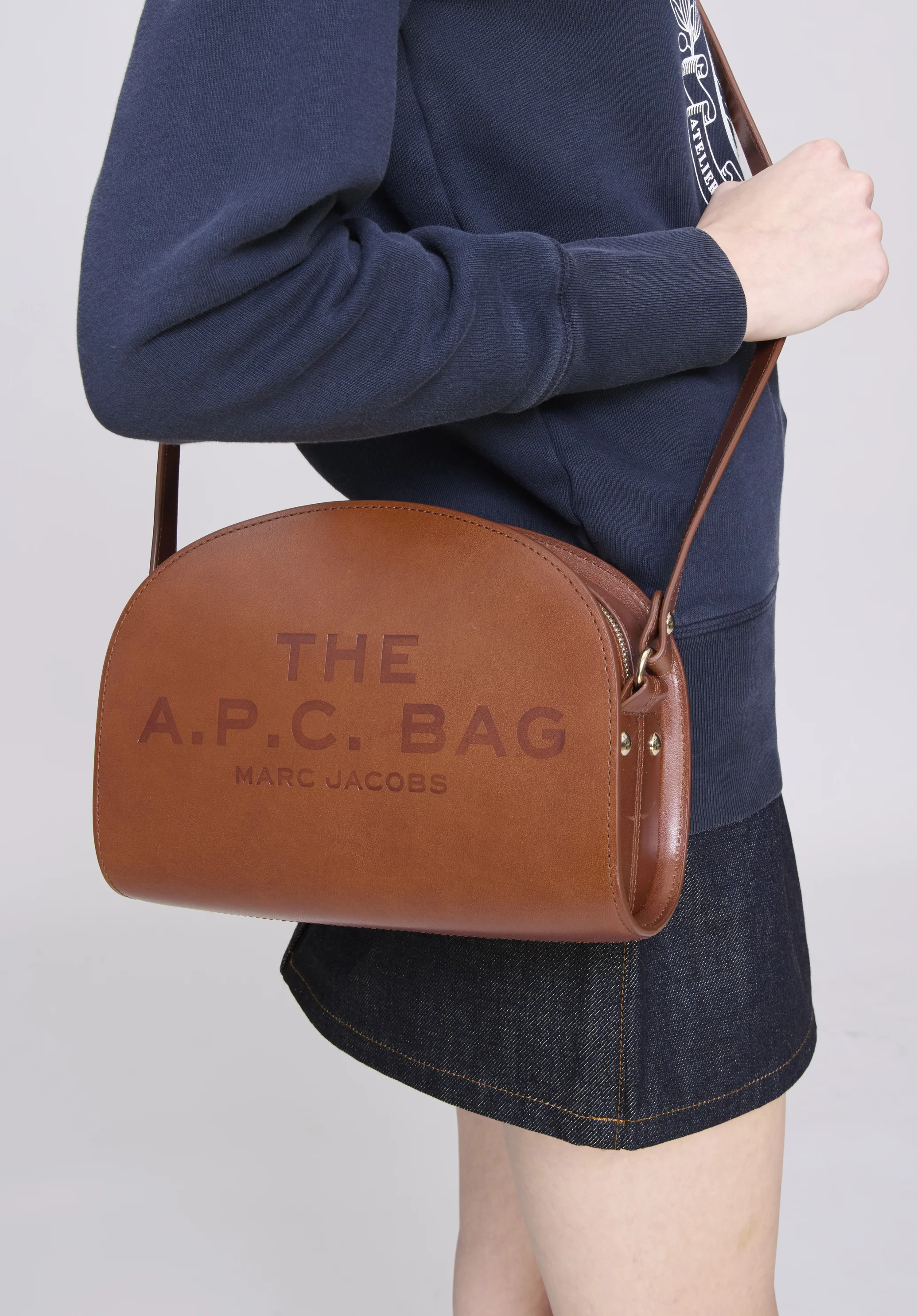 A.P.C. x Marc Jacobs. The A.P.C. Bag - Image 2