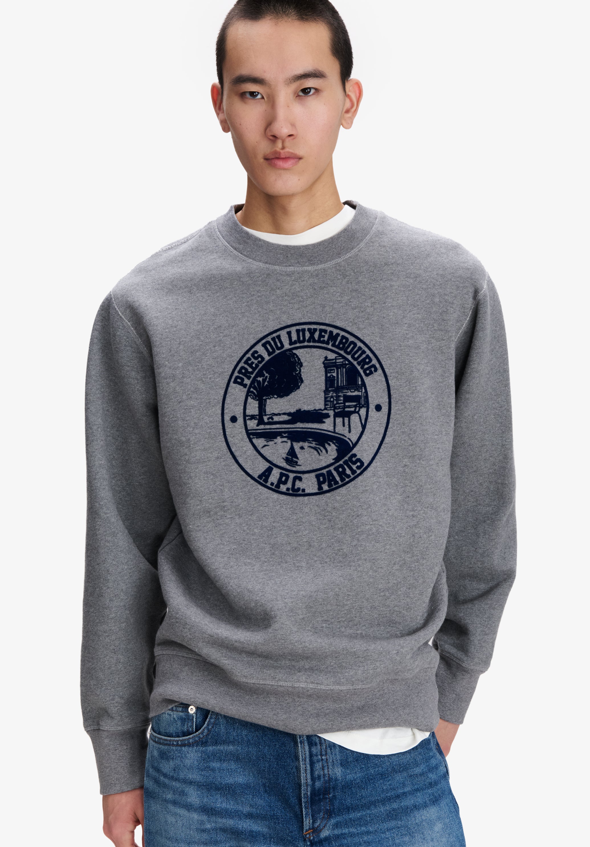 Black sweatshirt with garden logo - Image 4