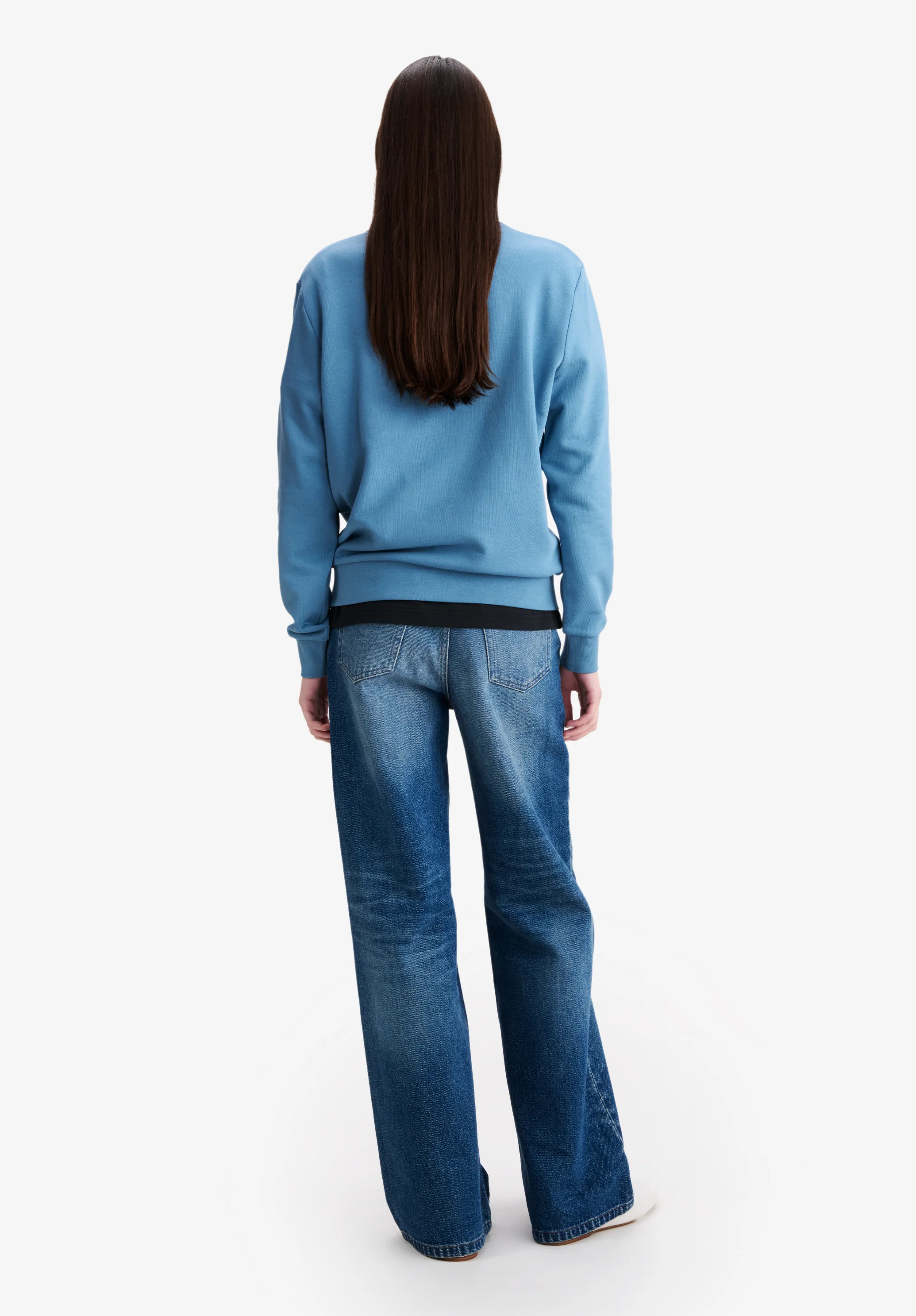 Blue V.P.C. logo sweatshirt - Image 6
