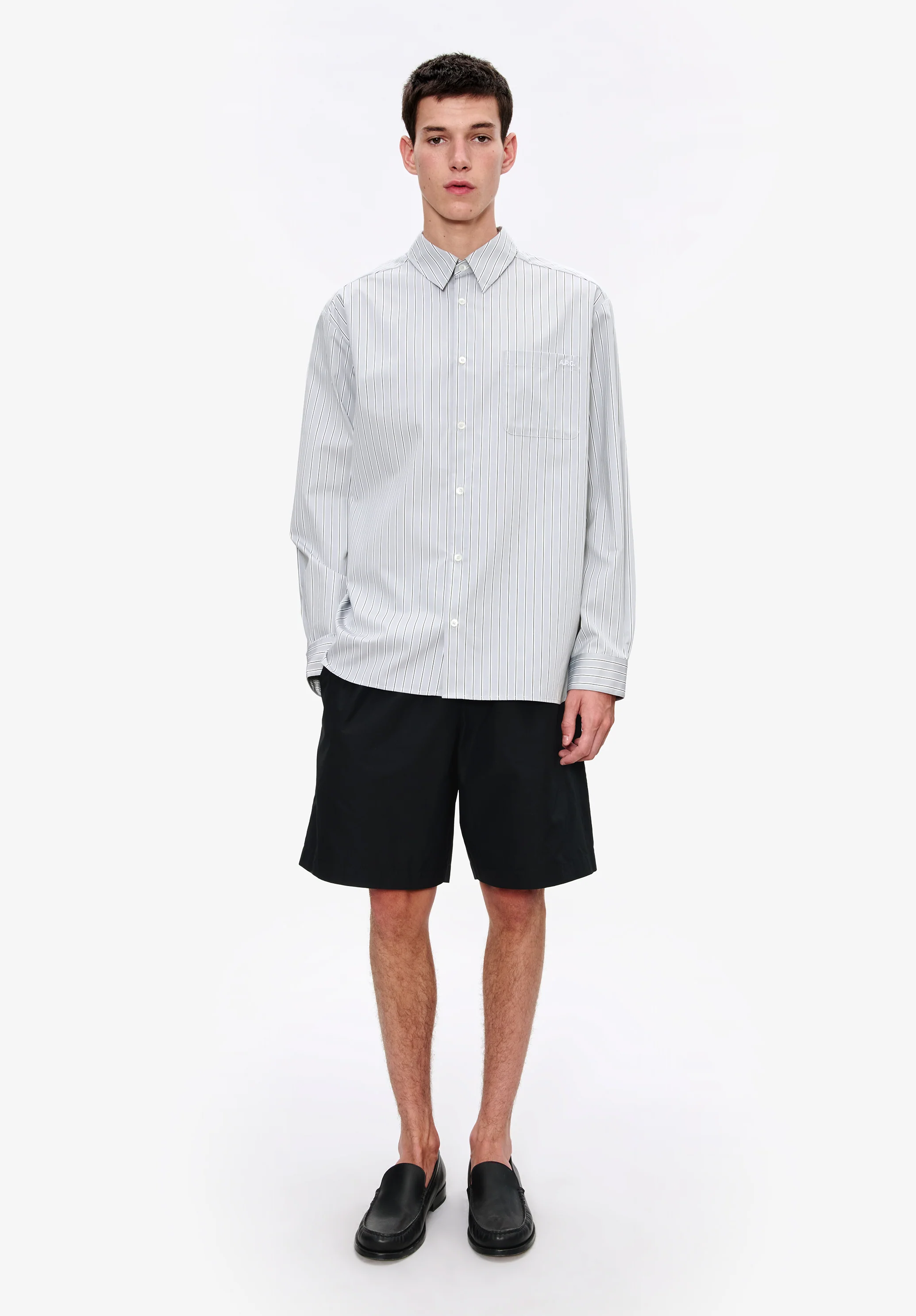 Loose-fit grey striped shirt - Image 2