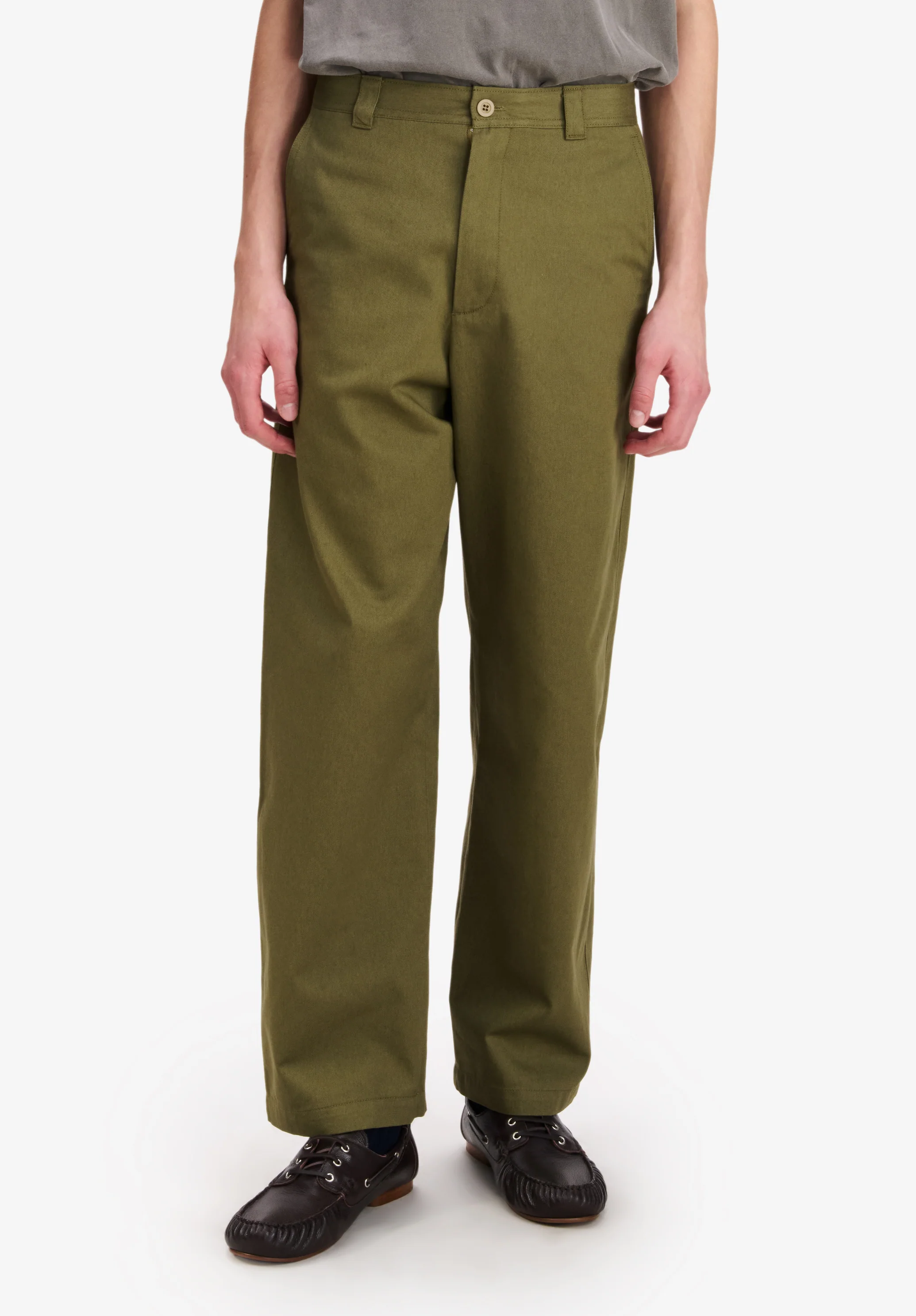 Loose khaki chinos - Image 3