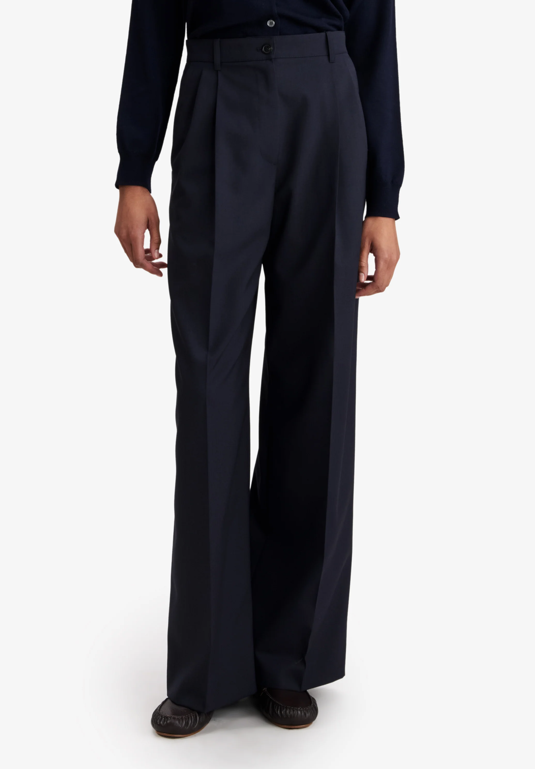 Loose navy blue organic cotton trousers - Image 4