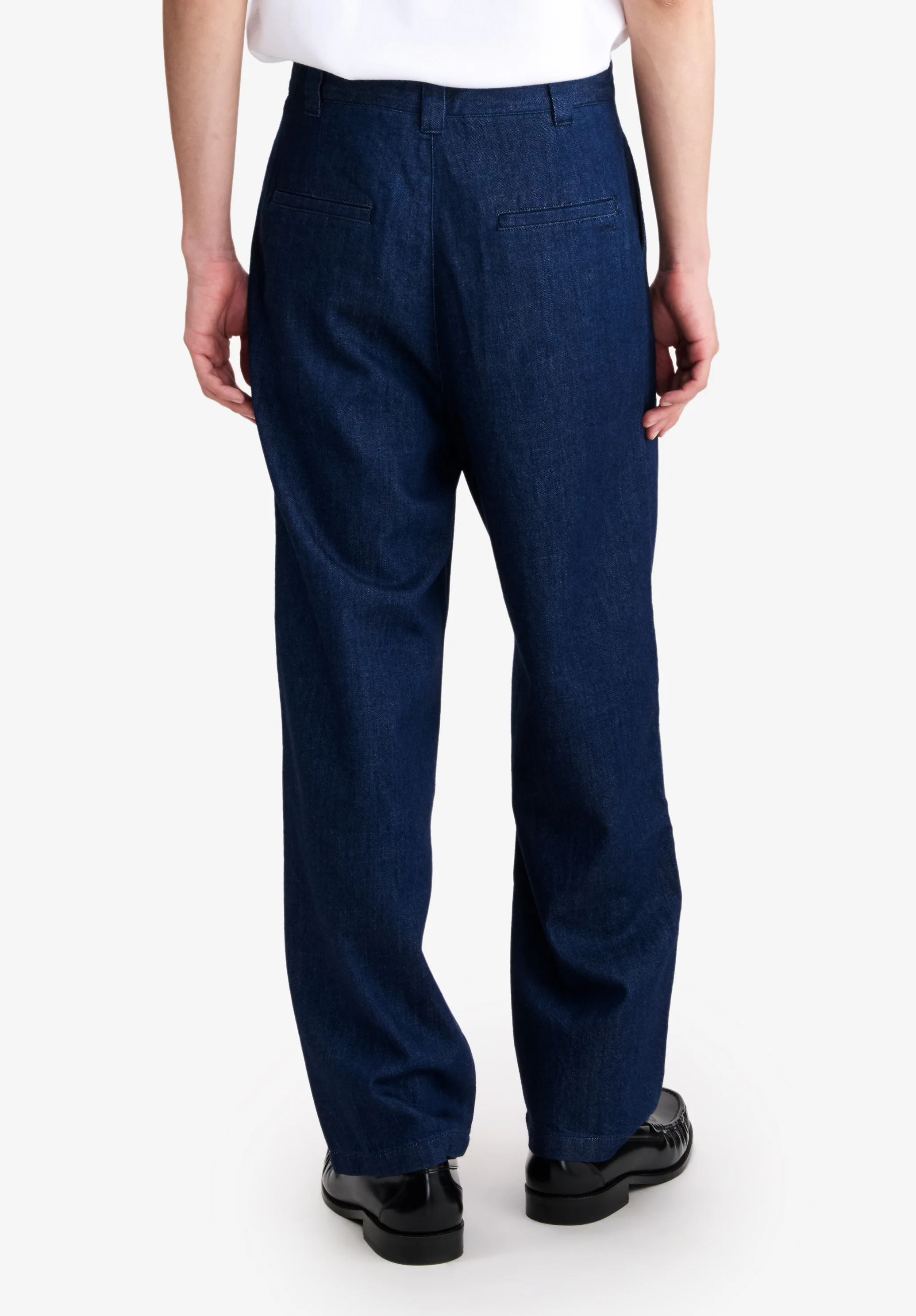 Loose pleated trousers in lightweight denim - Image 5
