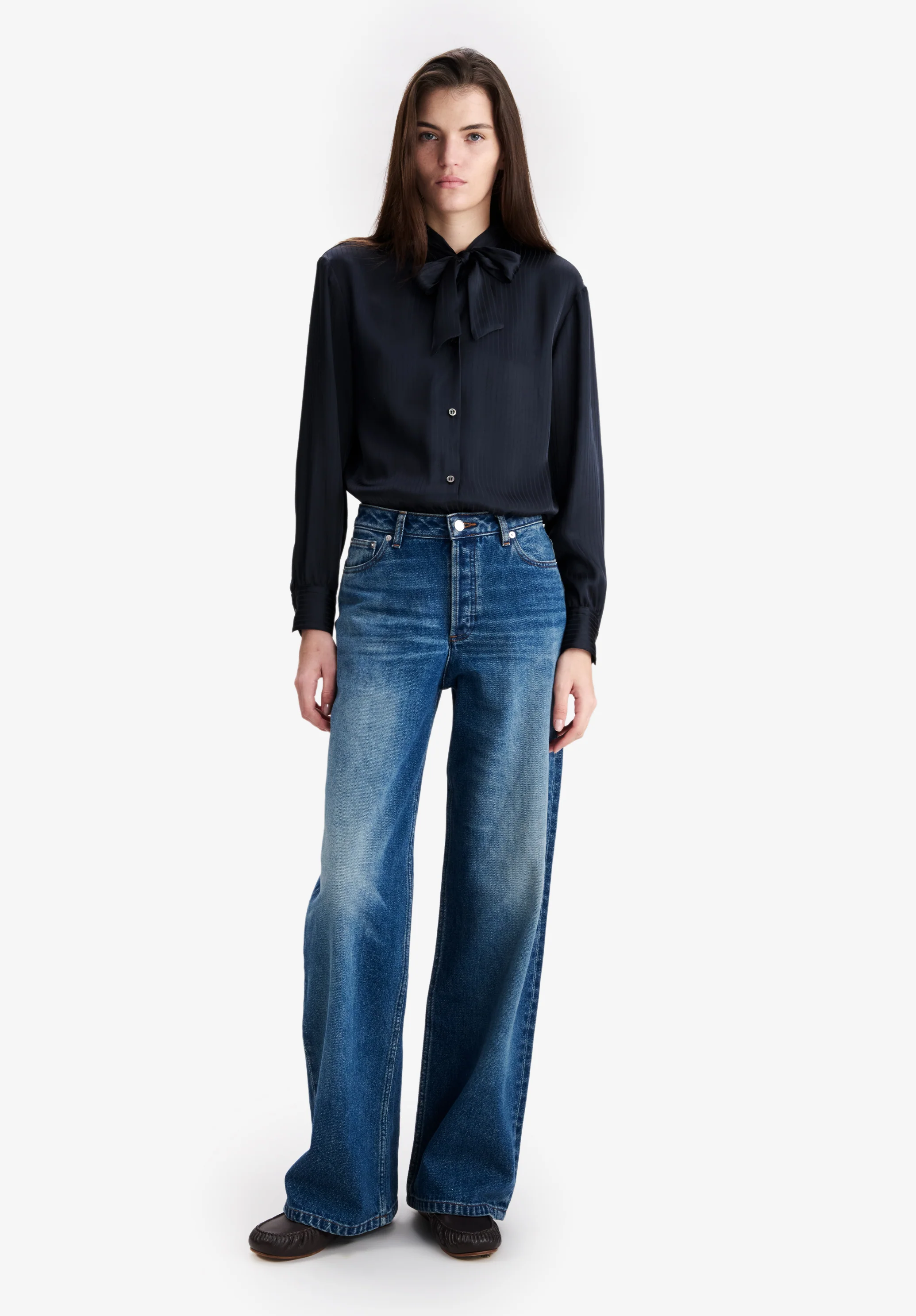 Navy blue tie collar blouse - Image 2
