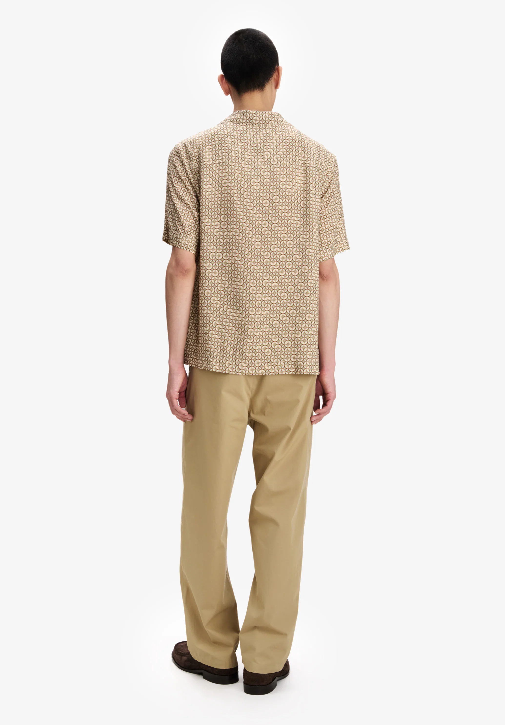 Patterned ecru short-sleeved shirt - Image 3