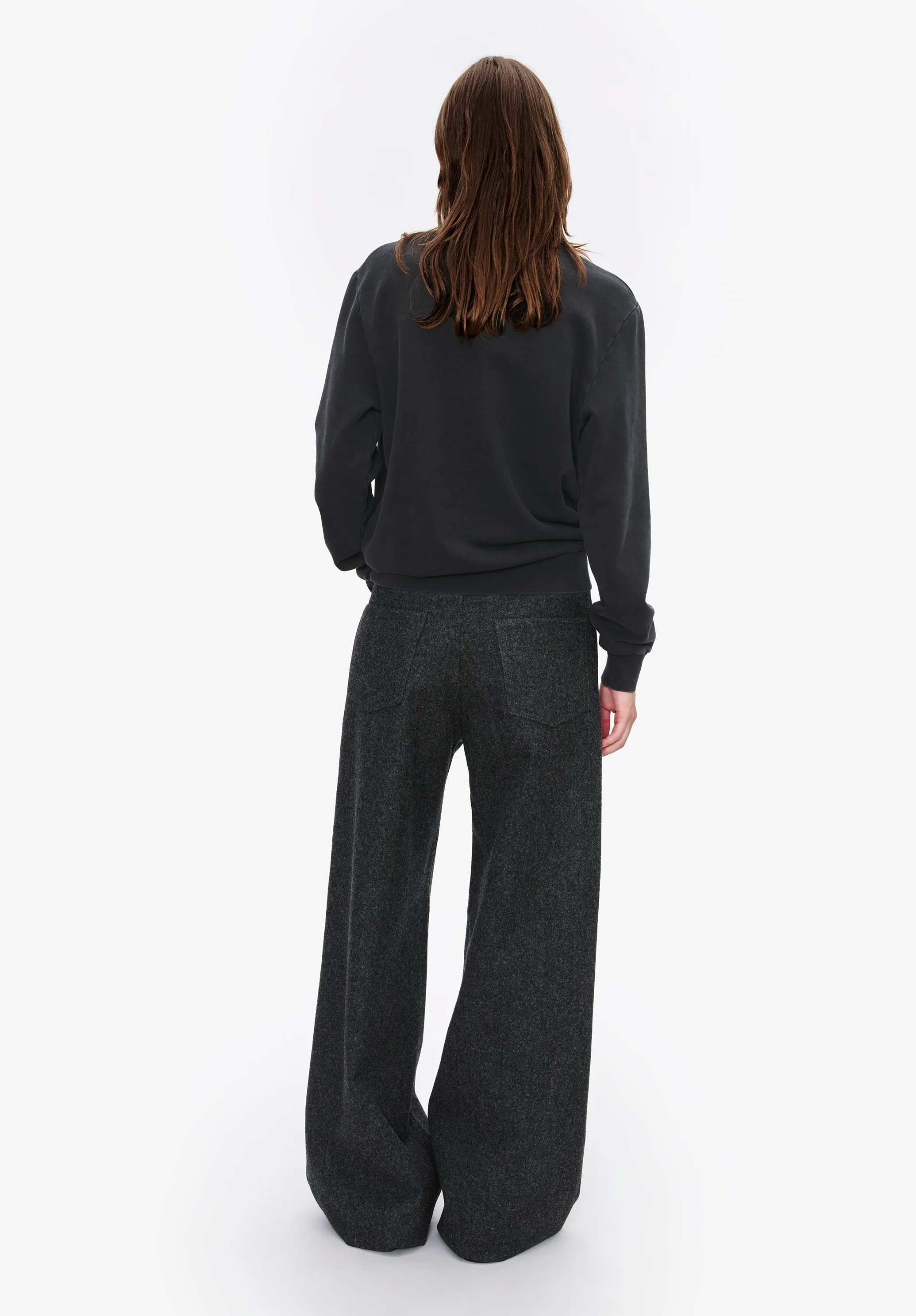 Standard Grand VPC Sweatshirt - Image 6